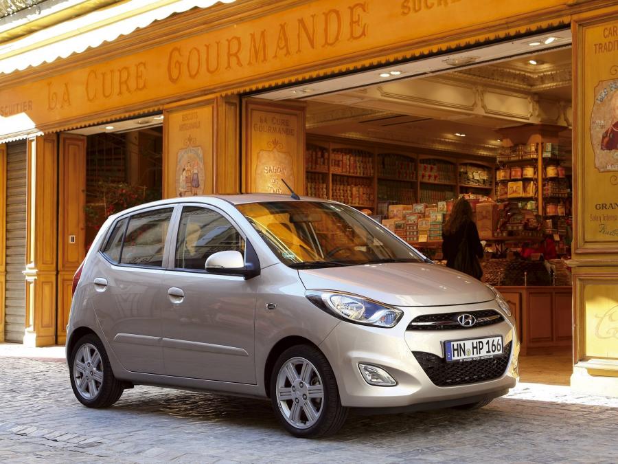  Hyundai i10 2010 года  (фото 10 из 19)